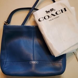 Leather shoulder bag